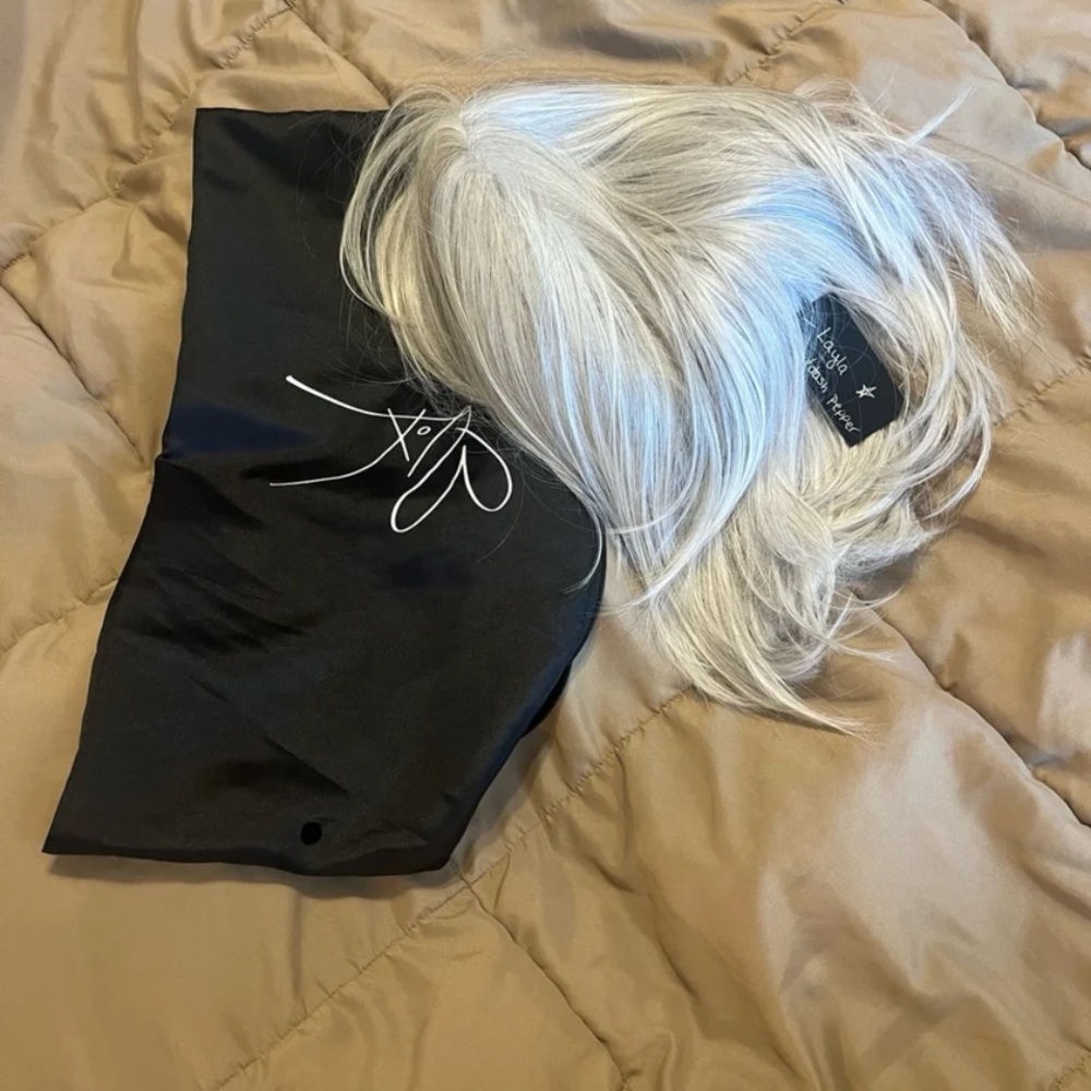 Belle Tress “Salt Dash of Pepper-Layla Wig - Picture 3 of 10